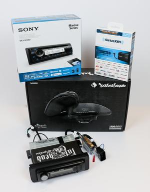 Fat Head Cycles Harley-Davidson Audio Bundles Sony MEX-M72BT H-D Plug and Play & Rockford Fosgate Fairing Speaker Bundle w/ Sirius/XM Tuner | '99 -'13 Harley-Davidson® Road Glide